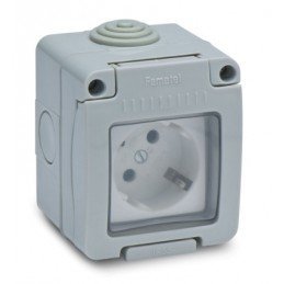 BASE ENCHUFE TT SUPERFICIE...